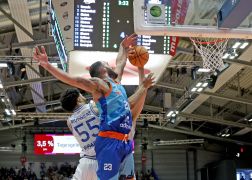 Medipolis SC Jena Fraport Skyliners Frankfurt 02